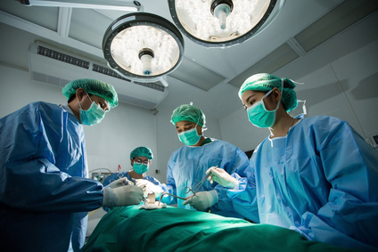 chirurghi-sala-operatoria